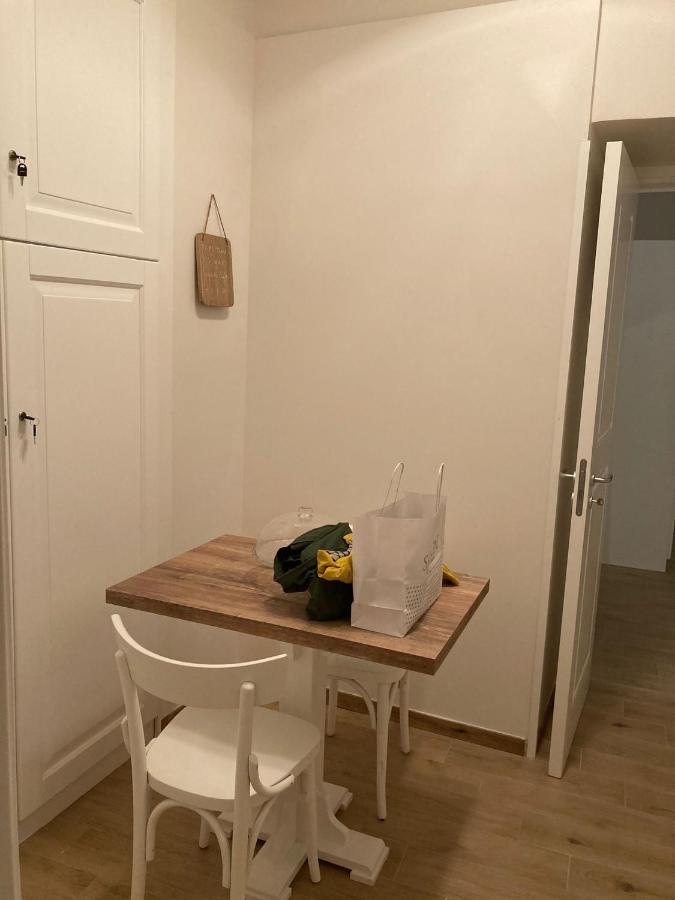Kaleidos Naples Lägenhet Exteriör bild